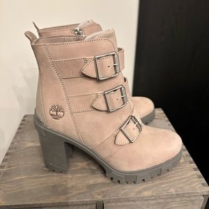 TIMBERLAND LANA POINT BOOTIES.  Size 8